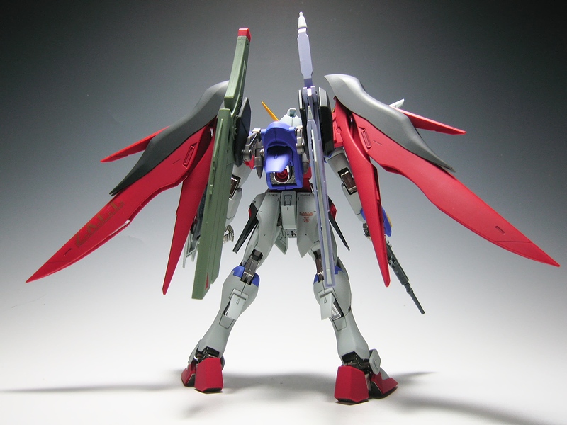 スタンダード完成品】バンダイ MG 1/100 デスティニーガンダム