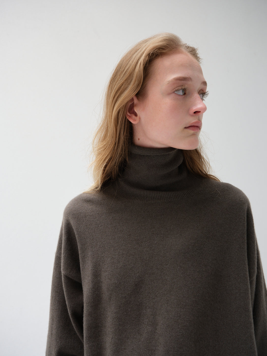 モンゴリアンカシミヤ タートルネック, Sage Green – cash & barba