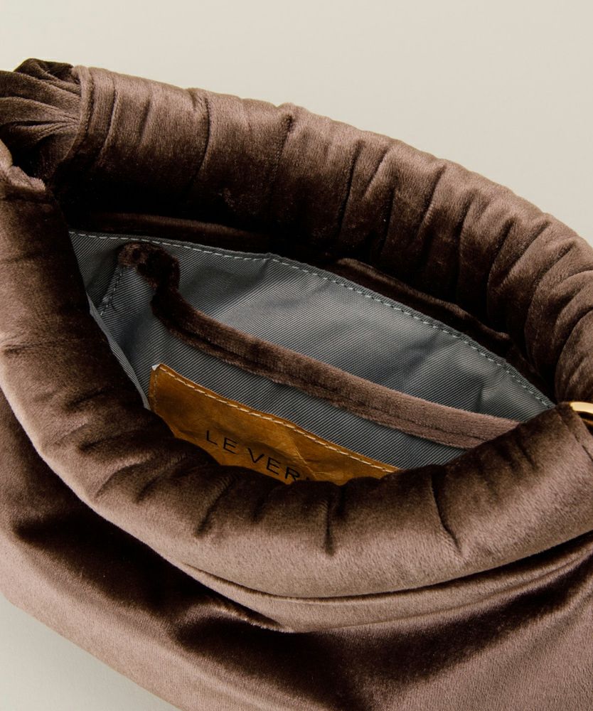 LE VERNIS] Jiggly velour mini bag | CASSELINI ONLINE SHOP