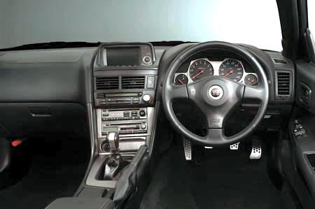 スカイライン（日産）GT－R VスペックII（2000年10月）｜カタログ