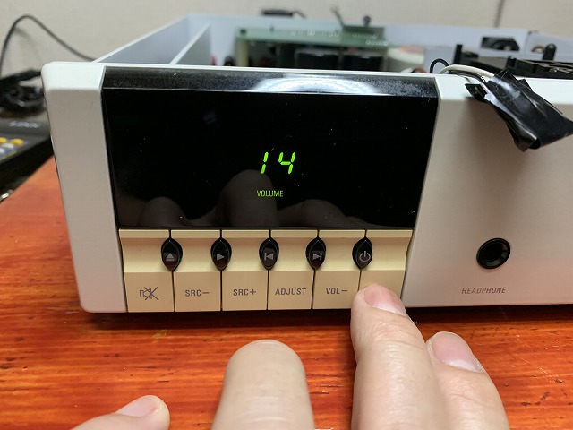 LINN CD レシーバー『CLASSIK MUSIC』の修理 ーその1ー - TomのブログⅡ