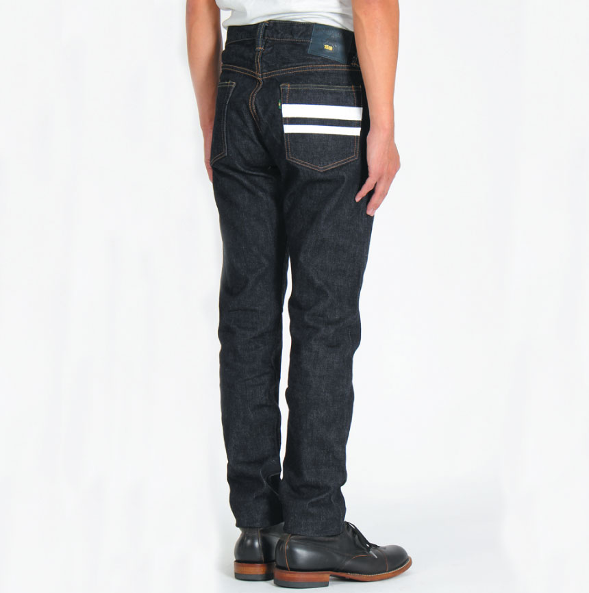 MOMOTARO JEANS 今年で15周年を迎えた桃太郎ジーンズより15周年記念