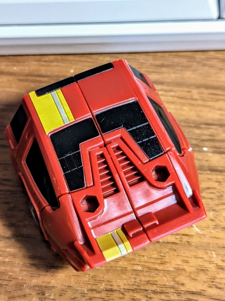 トランスフォーマー レガシー TL-16 デッドエンド (2023) - 変圧器たち