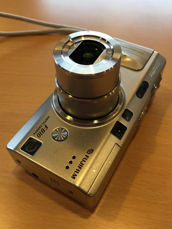 日記：あんときのデジカメ：富士フイルム FinePix F810 2004年製