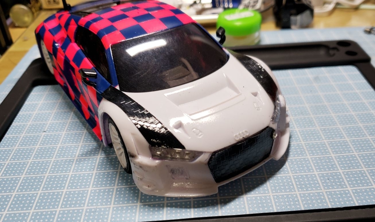 Mini-Z】めちゃくちゃ曲がるボディやん！ ～アウディR8 2015～ - てぃ