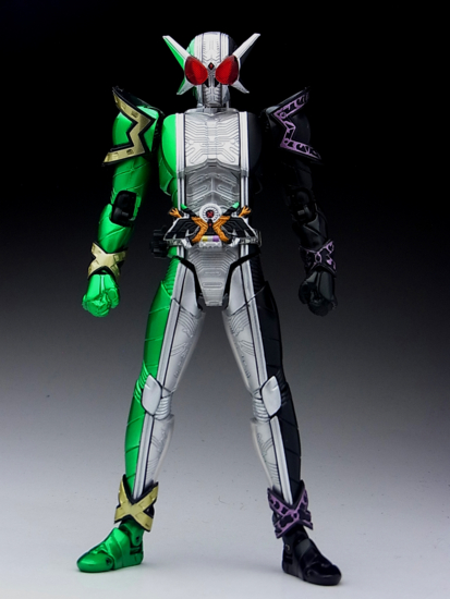 S.H.フィギュアーツ 仮面ライダーW サイクロンジョーカー