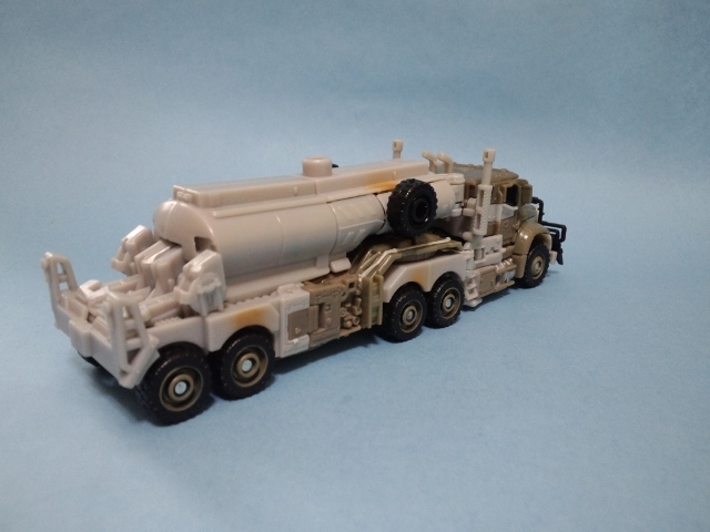 トランスフォーマー ダークサイド・ムーン DD-01 メガトロン - 多々