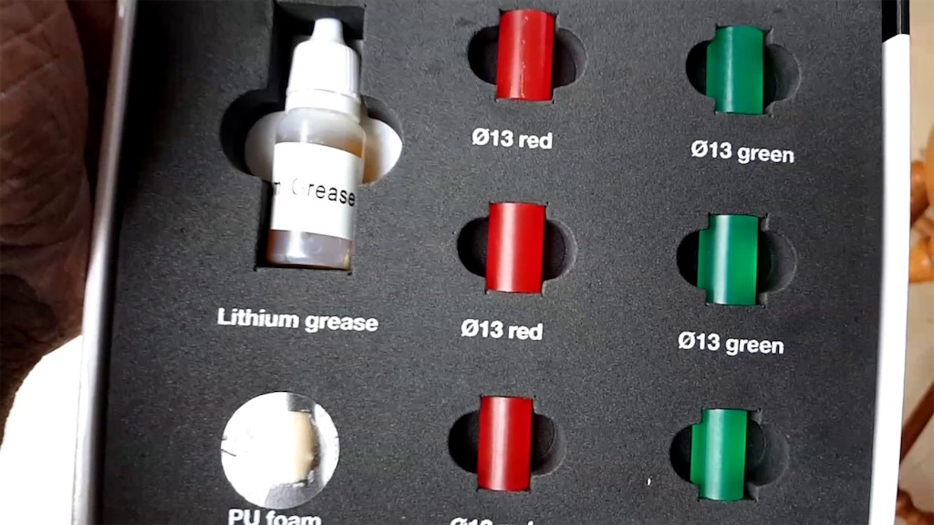 FANATEC Club Sport Pedals V3を油圧ダンパー化！ガラリと質感が変わる