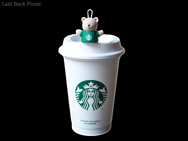 スタバ再販！即完売したリユーザブルカップ専用キャップ『リユーザブル