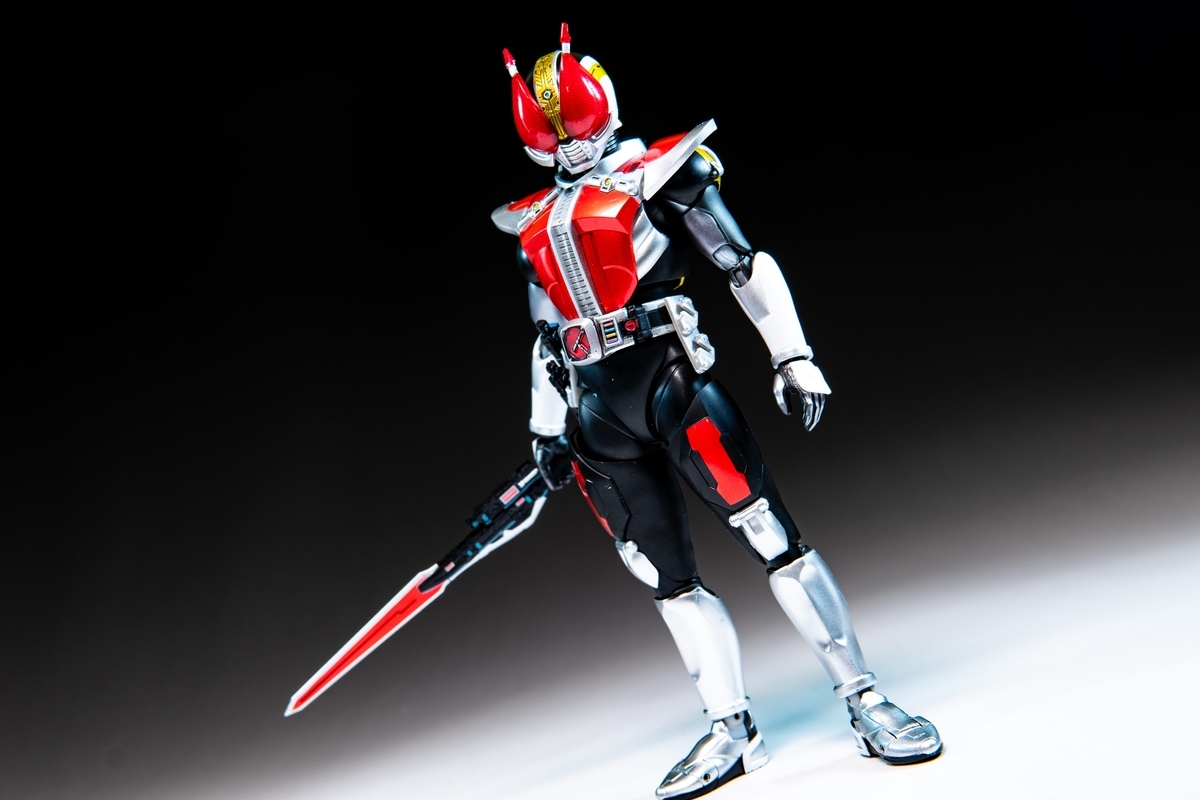 S.H.Figuarts 真骨彫製法 仮面ライダー電王 ソードフォーム レビュー