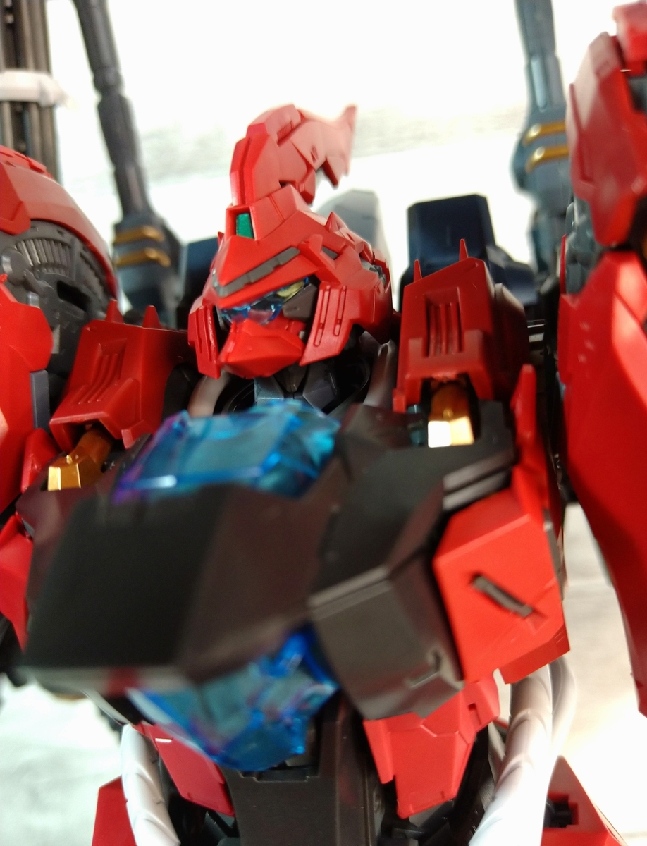 総パーツ数900以上の狂気！ガンプラMGを遥かに越えた規格外の極上