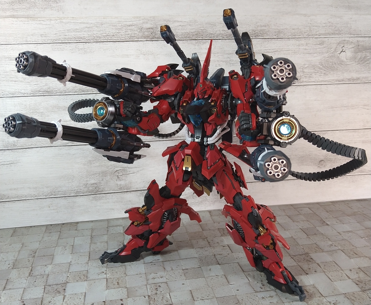 総パーツ数900以上の狂気！ガンプラMGを遥かに越えた規格外の極上