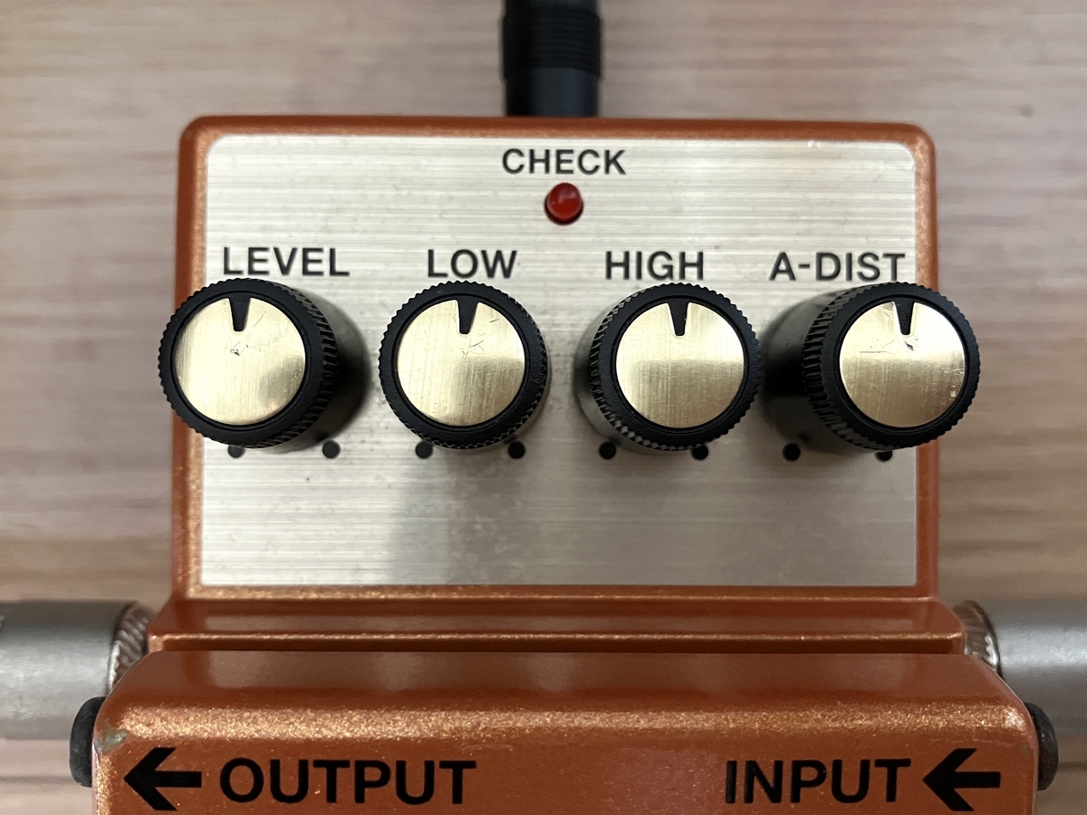 生産終了・図太いデジタルディストーション】BOSS DA-2 Adaptive