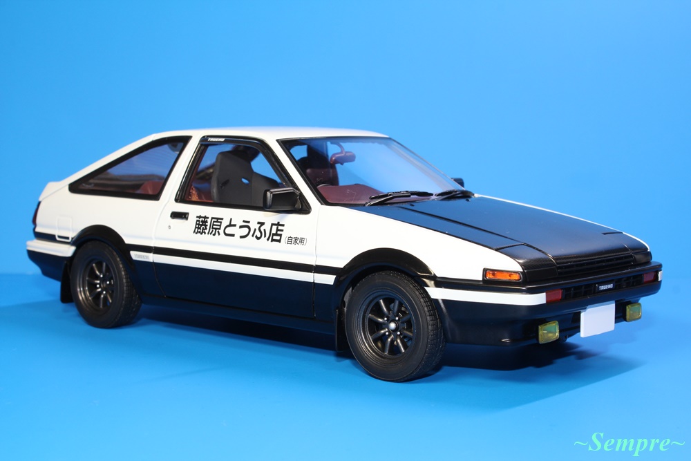 オートアート 頭文字D トヨタ スプリンター トレノ(AE86) 