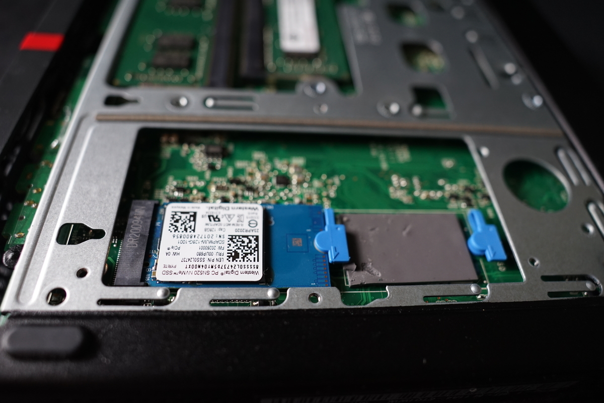 ThinkCentre M75q-1 TinyのSSDを交換する - popnja's blog
