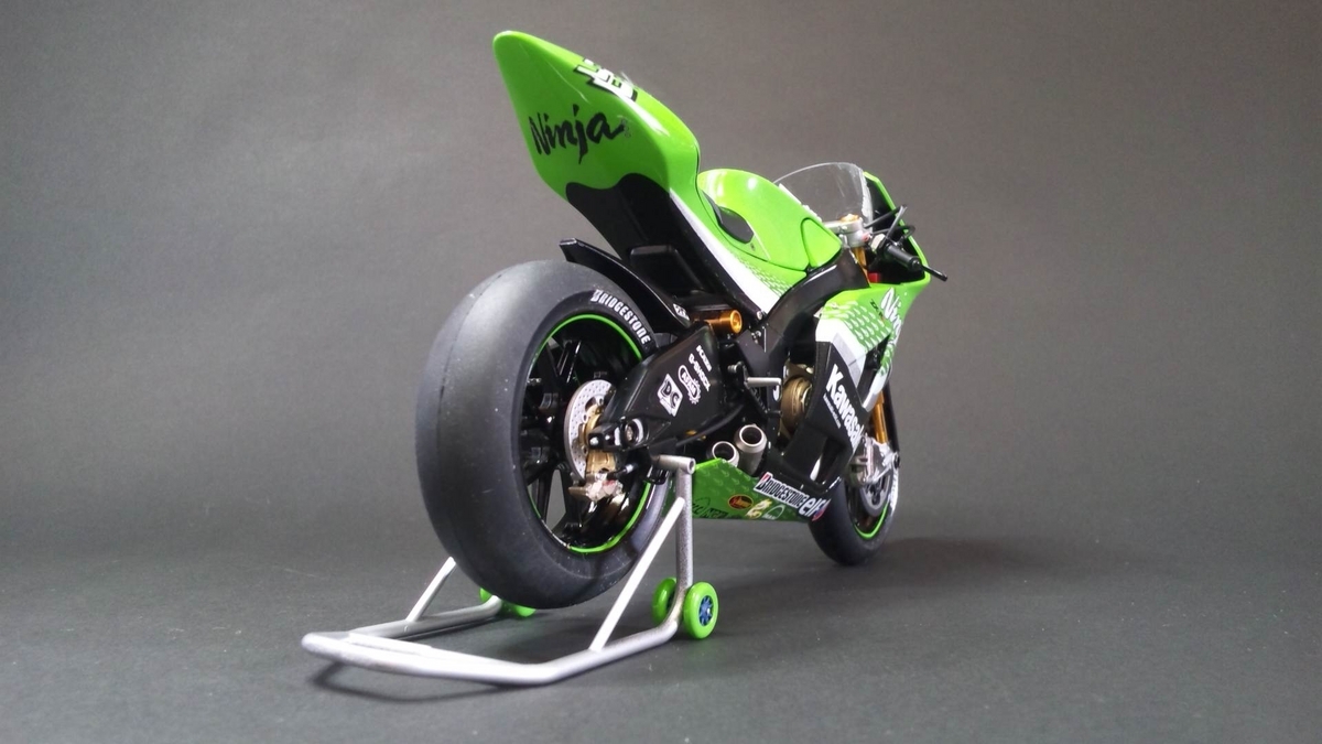 足跡（模型）25・カワサキ Ninja ZX-RR - 気まぐれなページMkⅡ