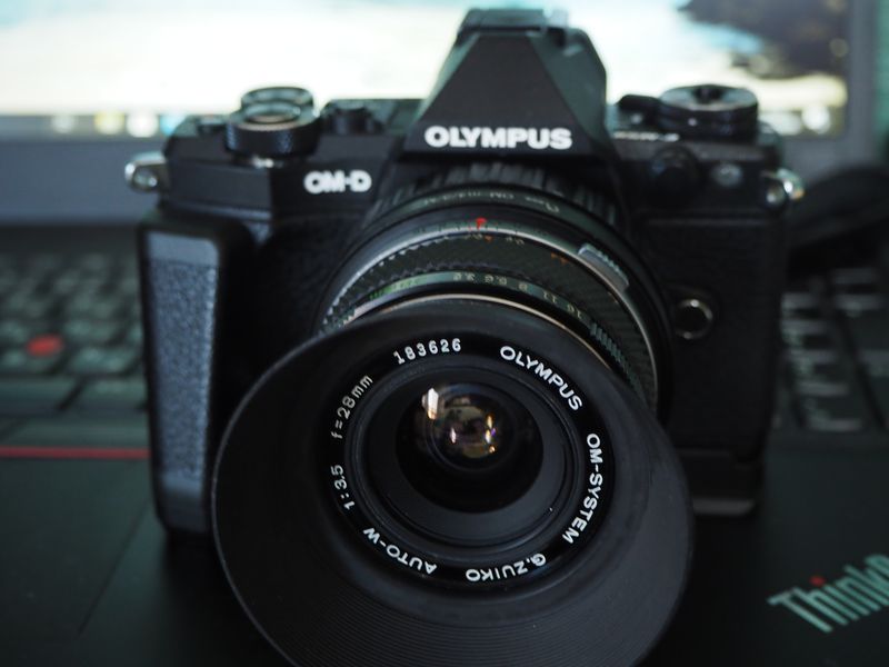 G.ZUIKO AUTO-W 28mm F3.5 - kiricub