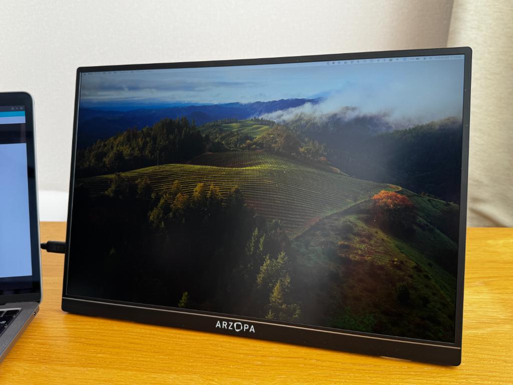 Arzopa Z1RC レビュー】広く使える2.5K！USB-Cケーブルで出力できる