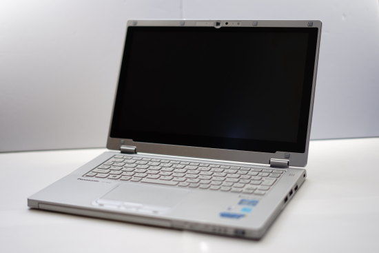 レッツノート中古レビュー】Panasonic let's note 中古『CF-AX2』は