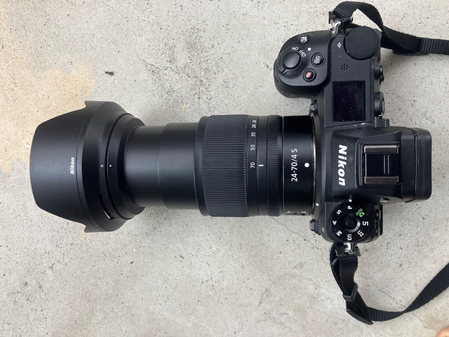 頼れる相棒、NIKKOR Z 24-70mm f/4 S レビュー！軽量コンパクトで大