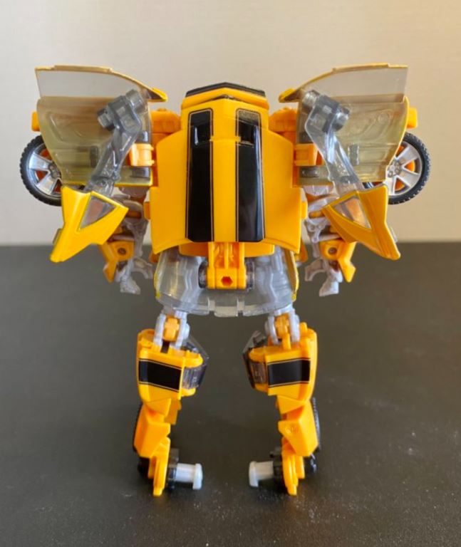 スタジオシリーズ バンブルビー(SS-68)のレビュー