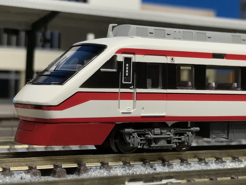 マイクロエース 東武200系「りょうもう」入線 - 休日の屋根裏