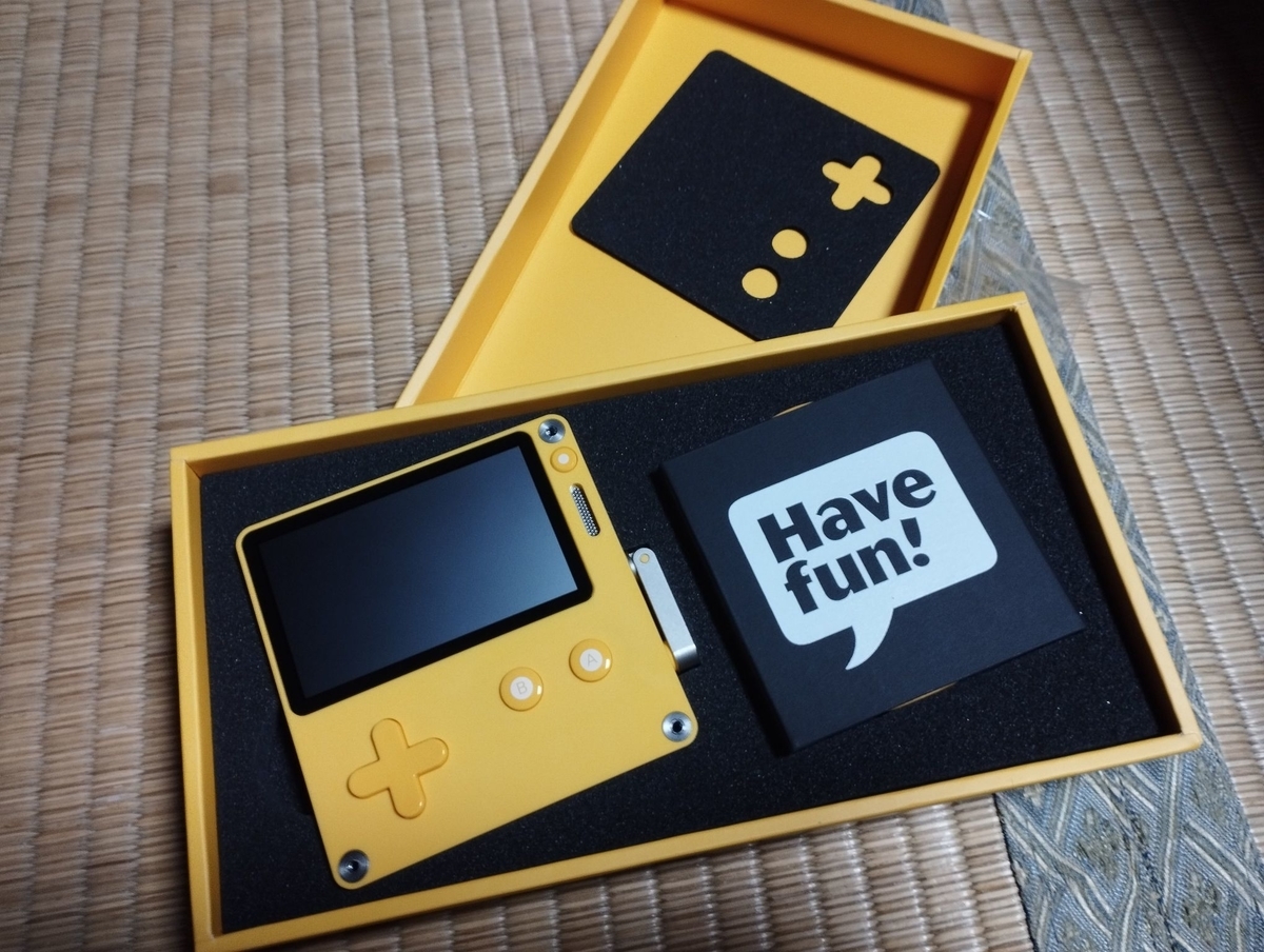 ついに届いた！ Panicの携帯ゲーム機「PLAYDATE-プレイデート」ー想像