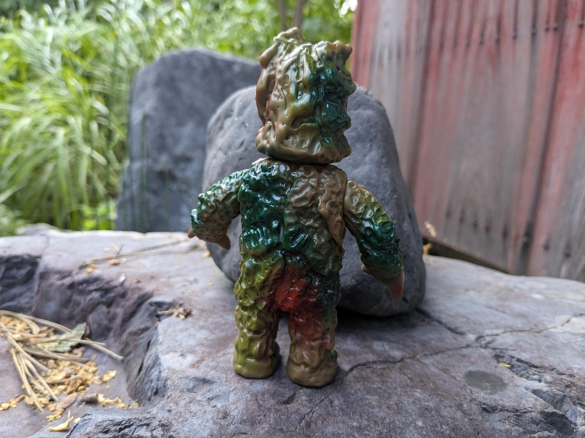 ぶたのはな / ソフト焼き玩具:ケロニア[カーキ色]〈+Eng sub〉 - smogbom