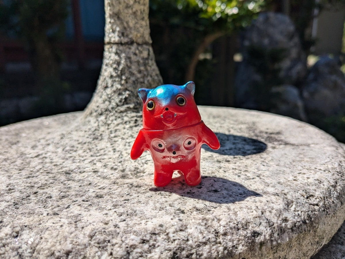 LALATOY / 四目猫[大阪バカンス限定]〈+Eng sub〉 - smogbom