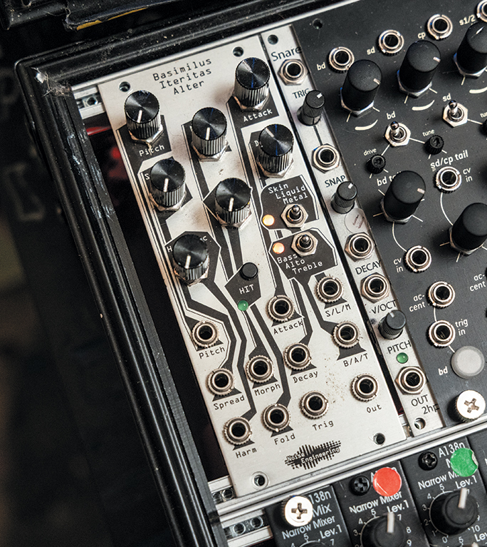 IQ3インタビュー 〜遊び心とテクノロジーが交差する東京発エレクトロ