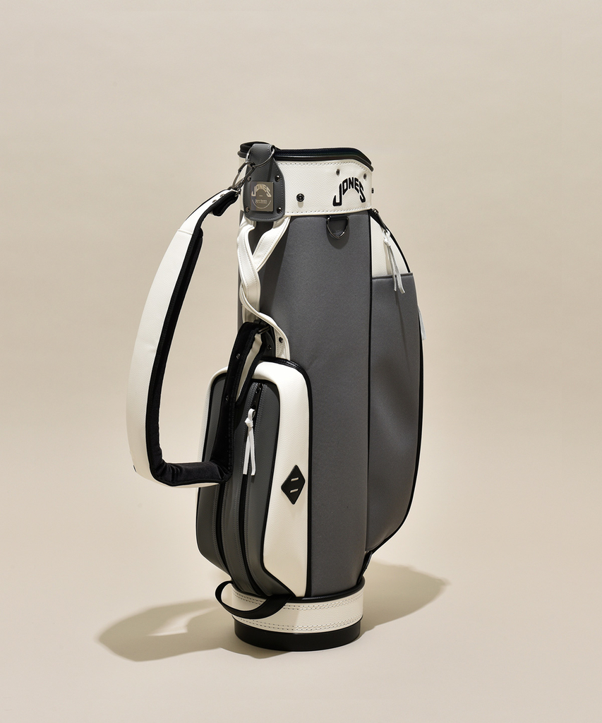 JONESのキャディバッグが買いなワケ - BRUDER