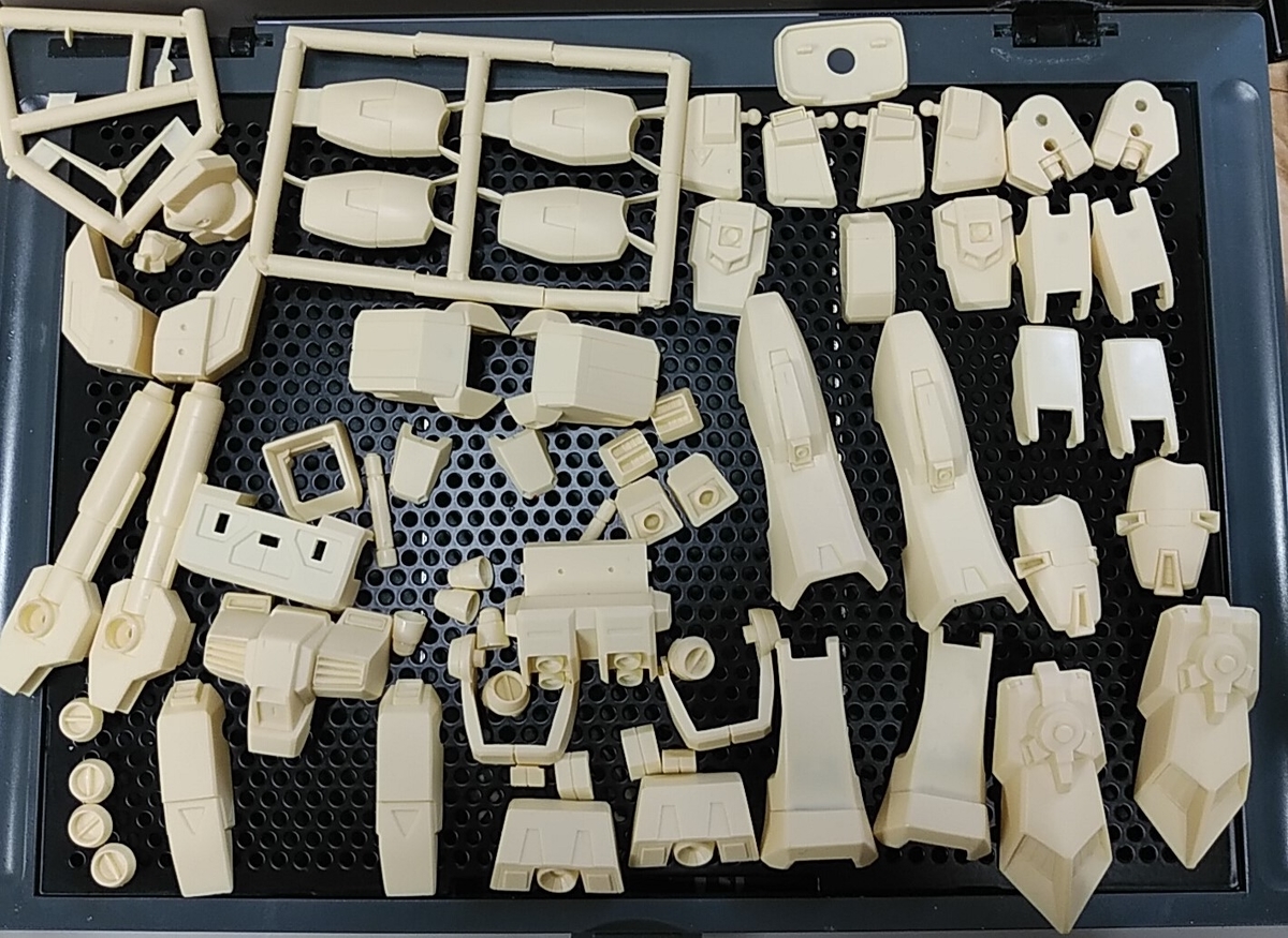 1/100 ガンダム6号機（改造パーツ使用） - 田舎暮らしとガンプラ