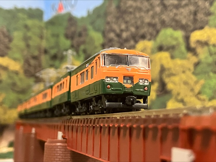 JR東日本 185系 湘南色 Bトレインショーティー - 京阪神急行B支線