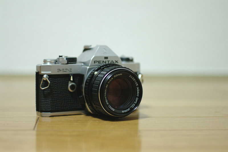 フィルムカメラ PENTAX MX ＆ SMC PENTAX-M 50mm F1.4 を買ってしまっ