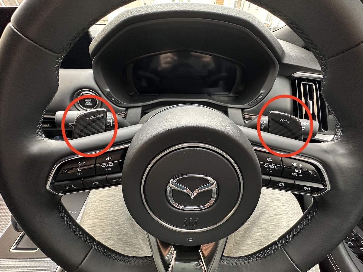 CX-60」のある生活【31】〜AutoExe の「カーボンパドルシフトレバー