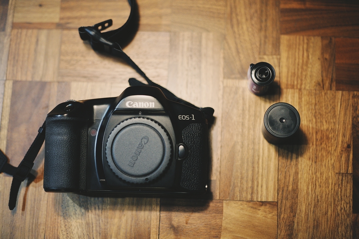 フィルムカメラ ）Canon EOS-1が好き - 最近気になった日記的なモノ