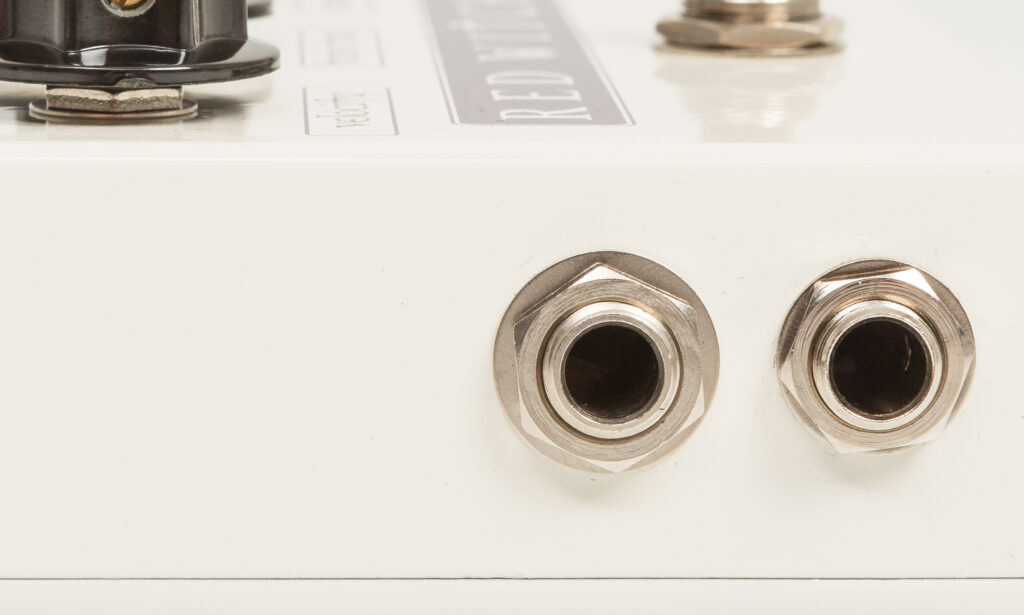 Red Witch Deluxe Moon Phaser Test - Bonedo