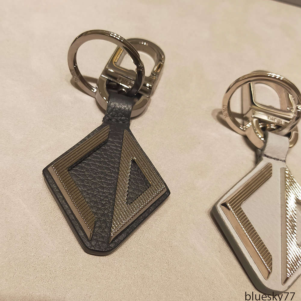 すぐ届く！DIOR（ディオール）D-Touch キーホルダー キーリング (Dior