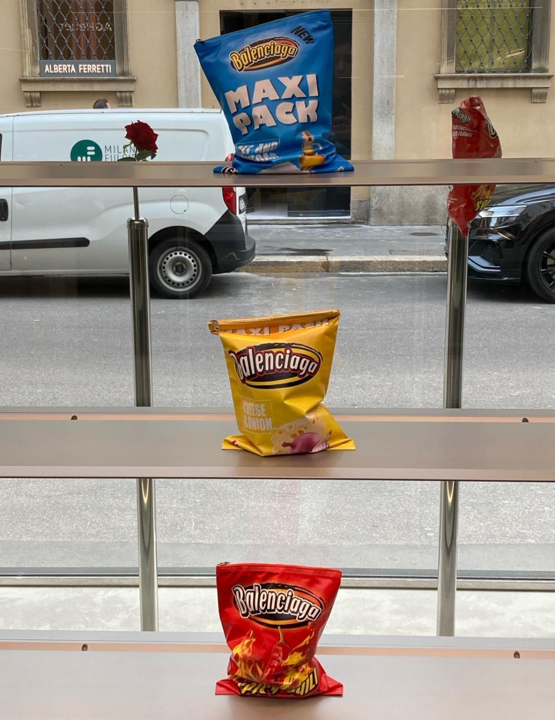 BALENCIAGA】CHIPS バッグ グロッシーカーフスキン チップス