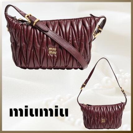 バーガンディ MiuMiu(ミュウミュウ) バッグ・カバン(レディース