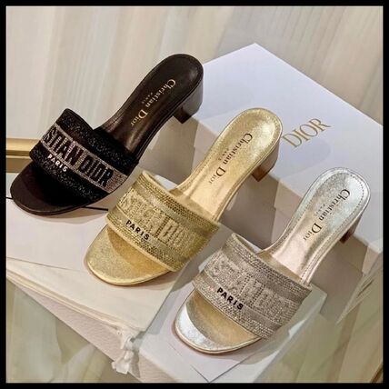 ホワイト（白）系 Dior(ディオール) サンダル・ミュール(レディース