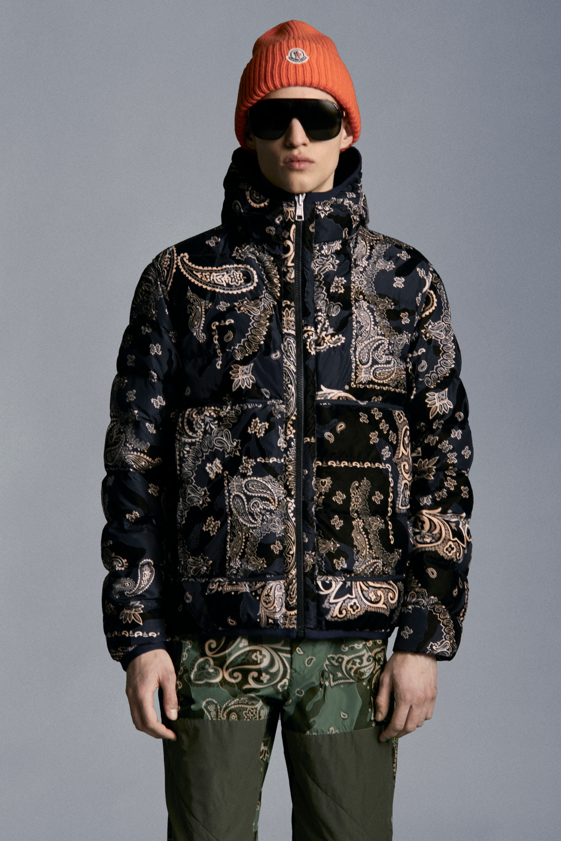 MONCLER2021/22秋冬新作 リバーシブルダウンジャケットFREVILLE