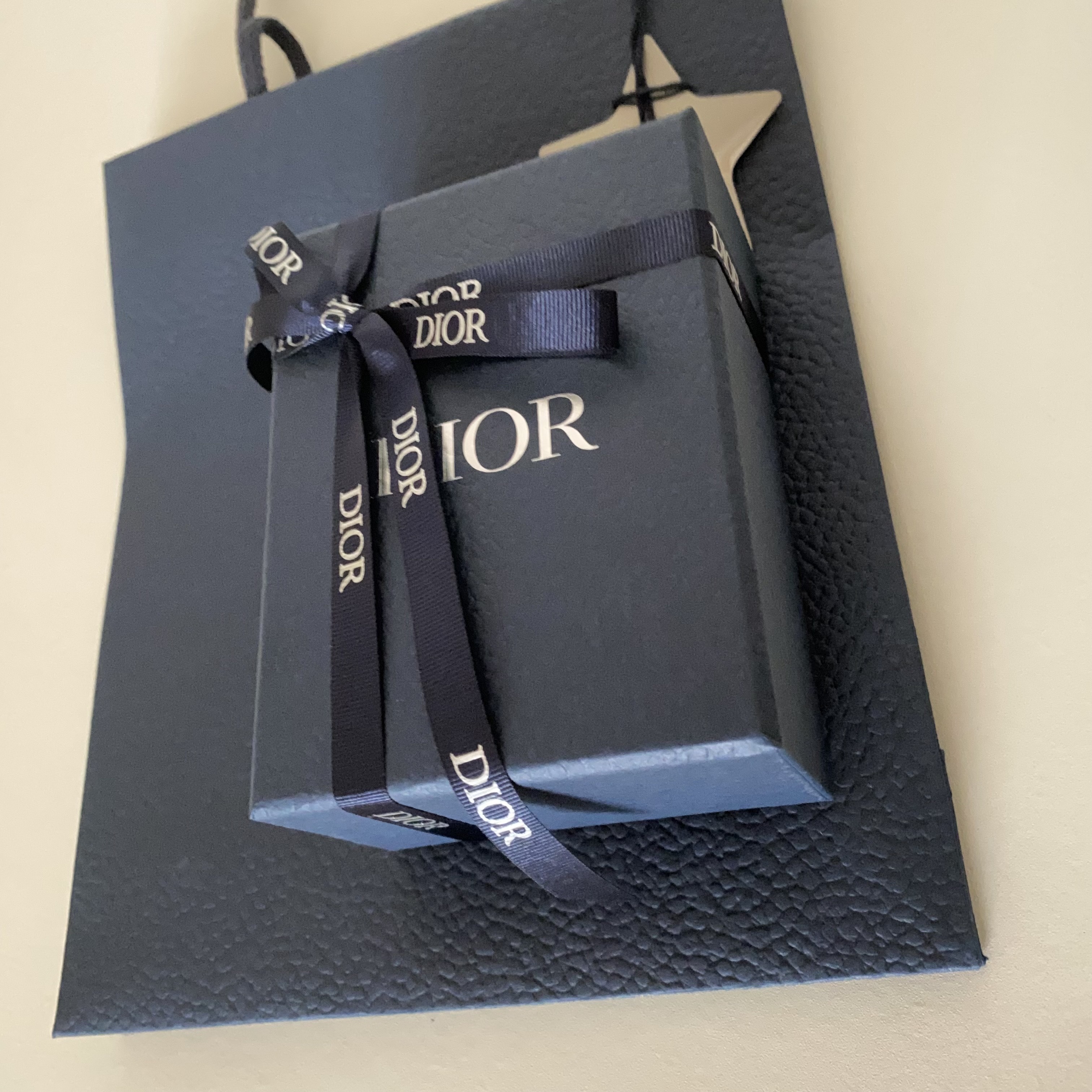 すぐ届く】 DIOR ディオール D-TOUCH キーホルダー キーリング (Dior