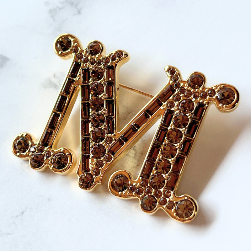 人気☆マックスマーラ Mロゴ ブローチ クリスタル パール 国内発 (Max