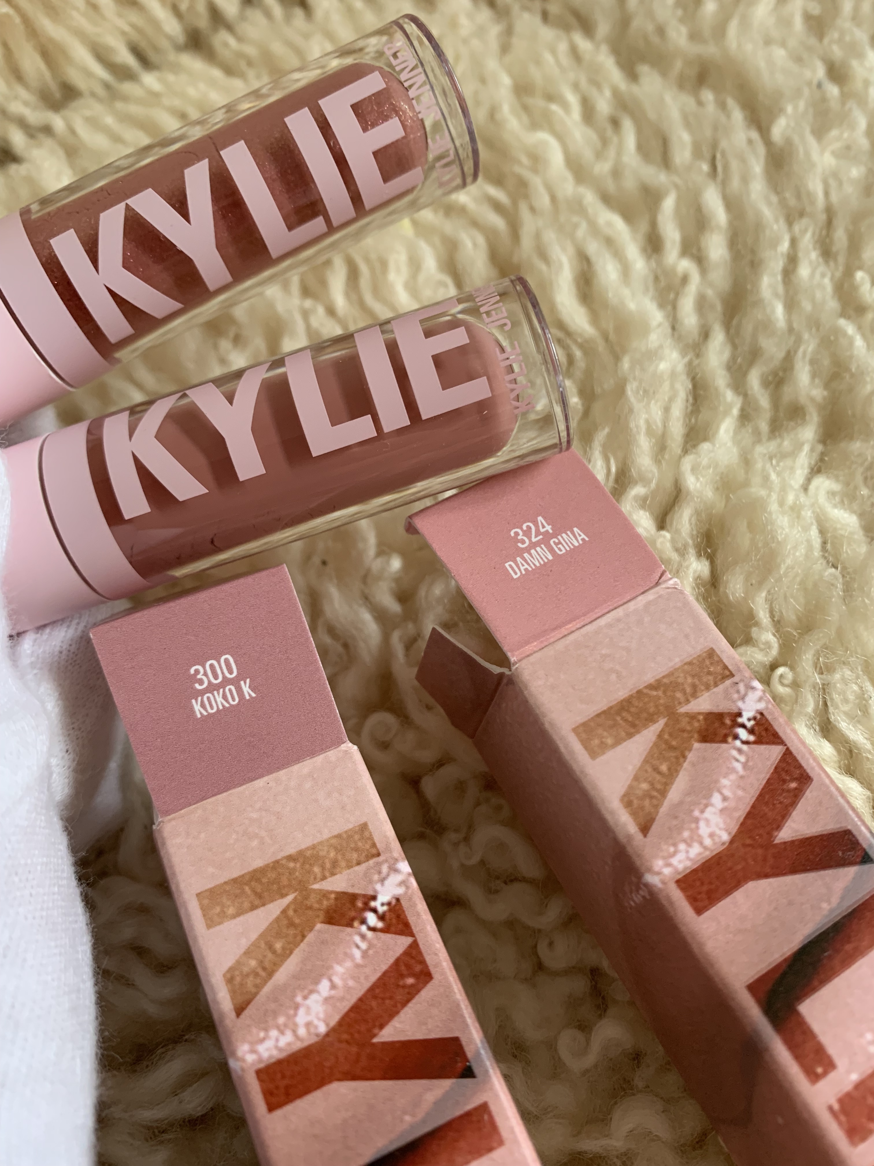渡辺直美さんFav！KYLIE COSMETICS HIGH GLOSS 人気色2本セット