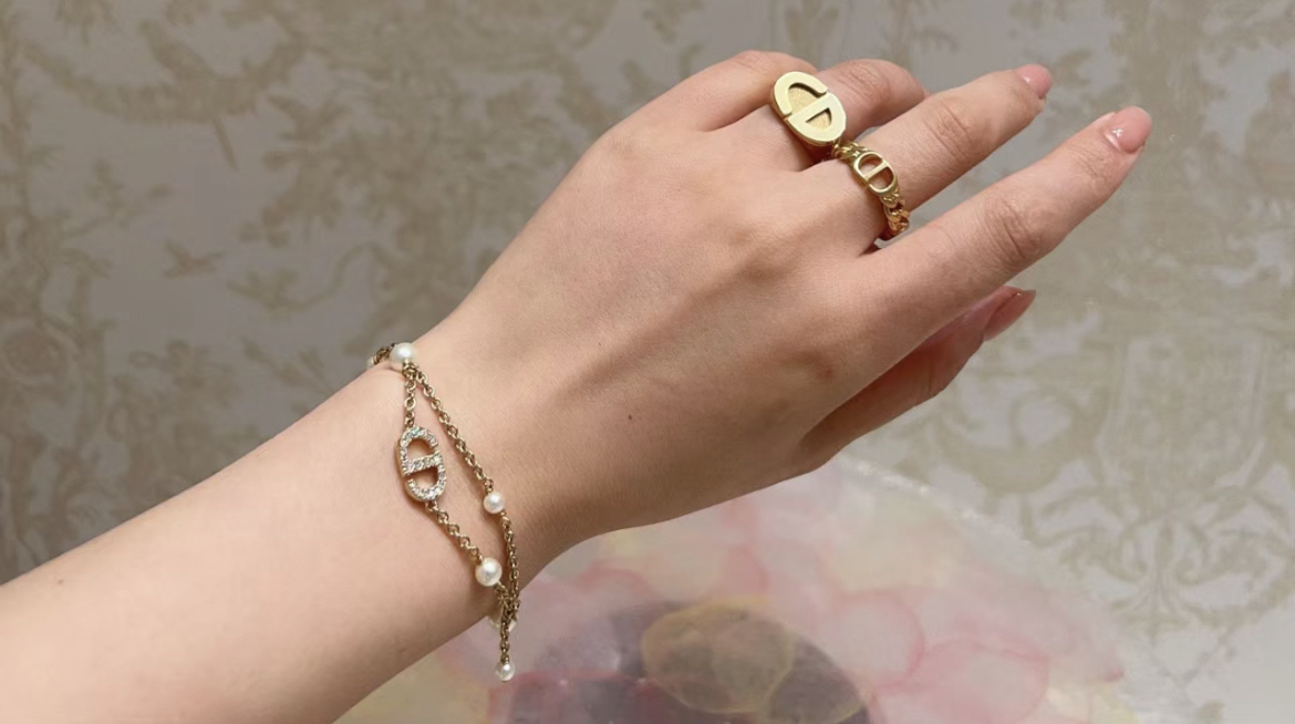 エレガントな二連チェーン♪】DIOR☆PETIT CD ブレスレット (Dior