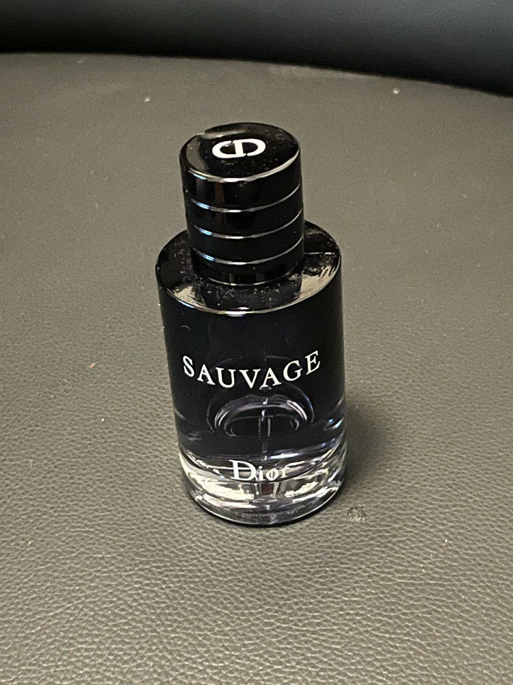 すぐ届く☆Dior ソヴァージュ オードゥ トワレ 60ml 国内即発 (Dior