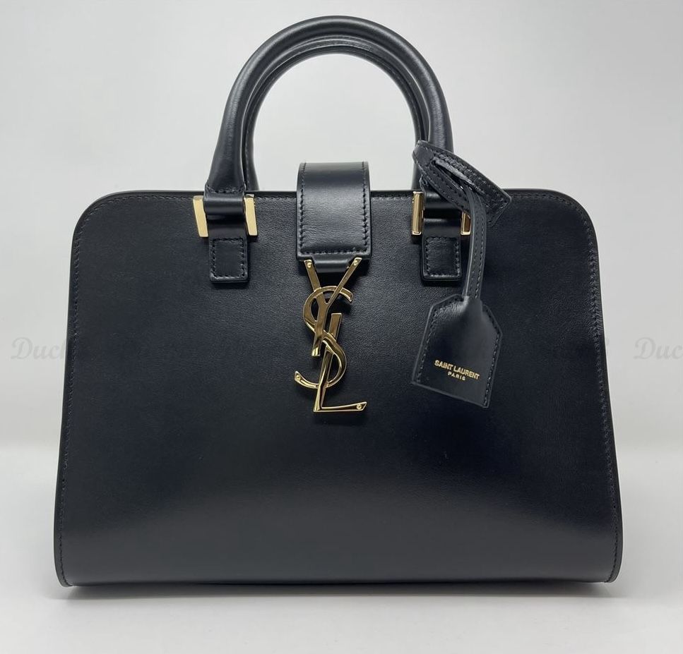 人気の注目商品】Saint Laurent(サンローラン)のアウトレットバッグが