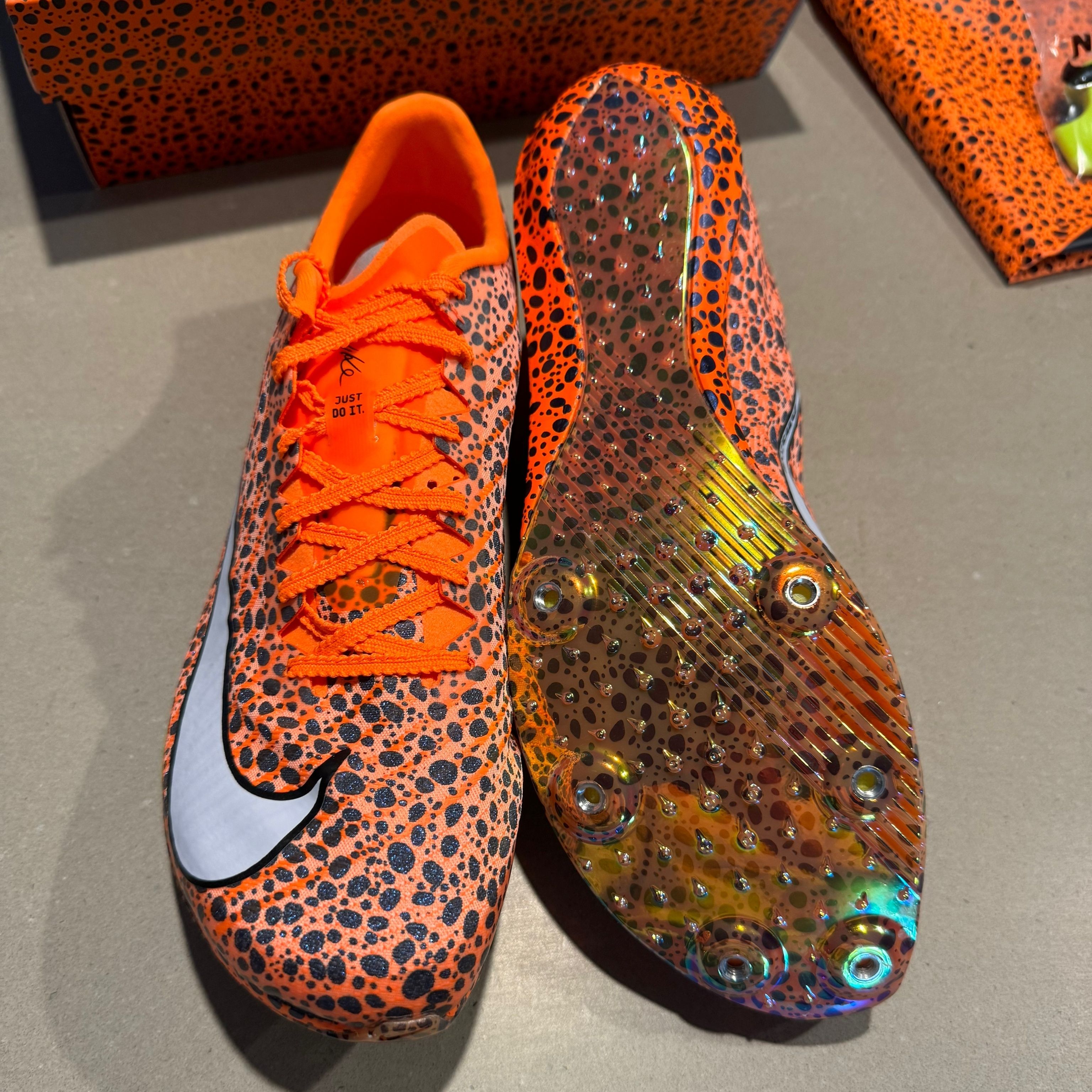 海外限定カラーも！】ナイキの陸上短距離スパイク マックスフライ2に新