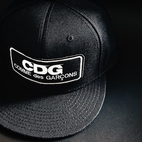 大人気♥♥完売コムデギャルソン CDGロゴ キャップ (COMME des GARCONS